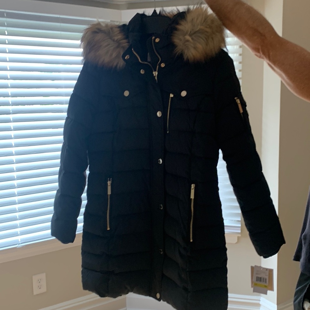 Michael Kors puffer jacket in black with removable hood, and for a collar.